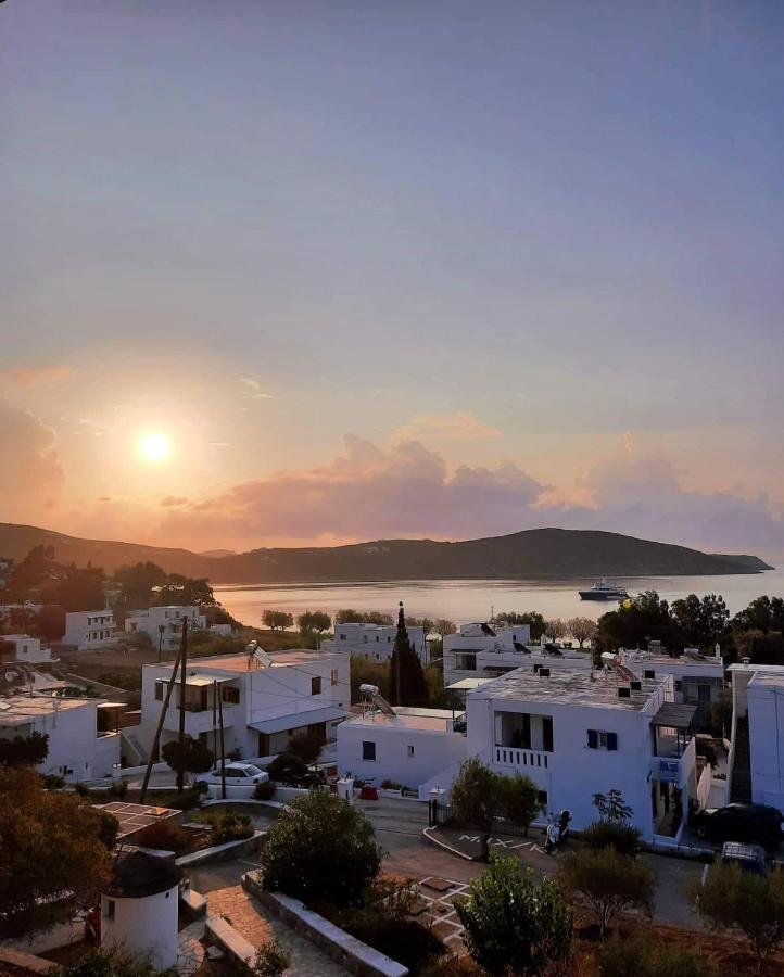 Medusa Accommodation Livadakia ภายนอก รูปภาพ