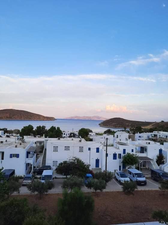 Medusa Accommodation Livadakia ภายนอก รูปภาพ