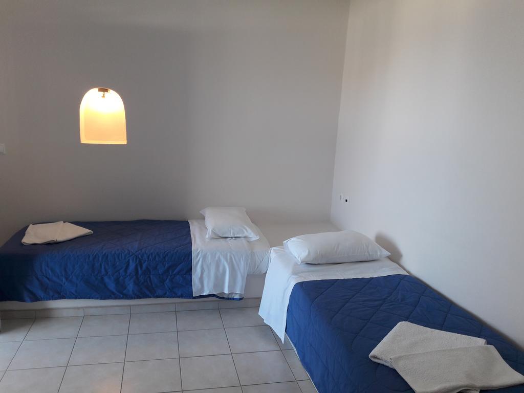 Medusa Accommodation Livadakia ภายนอก รูปภาพ
